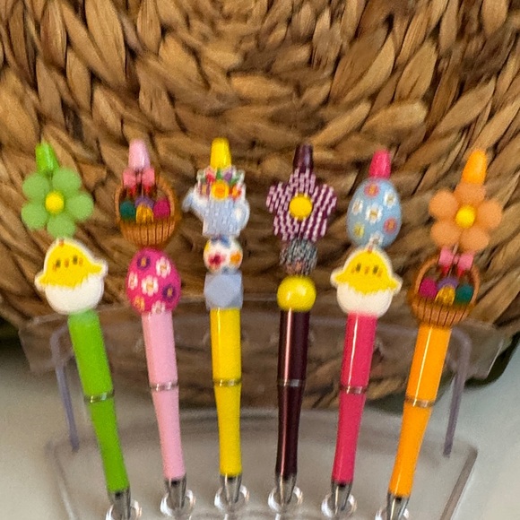 🆕 Spring - Easter Beaded Pens Set of 6 - Picture 3 of 3